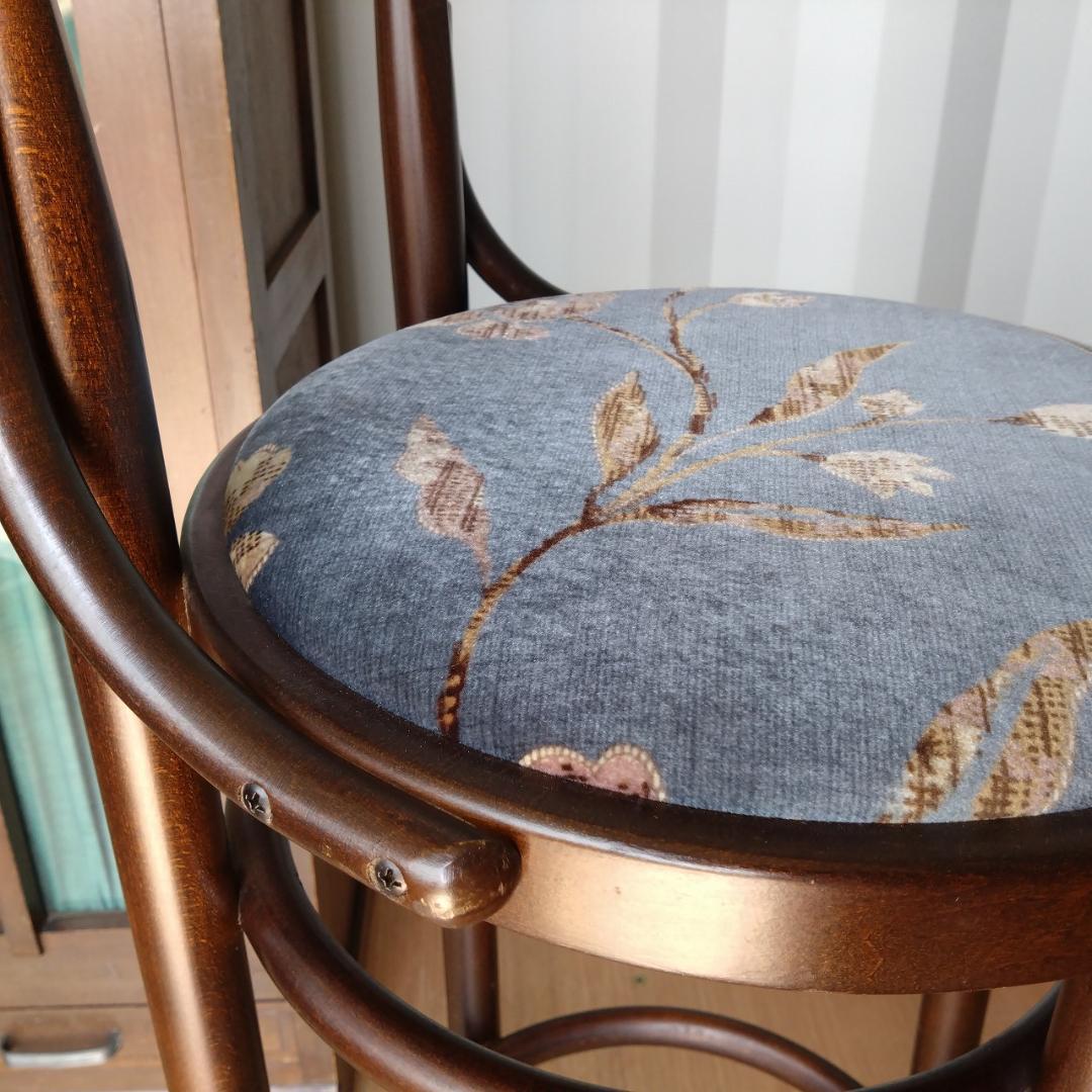 カウンターチェア　ハイスツール　ベントウッド　曲木