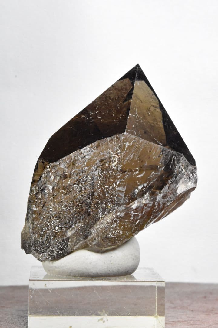 パキスタン スカルドゥHashupi産 クリアスモーキークォーツポイント