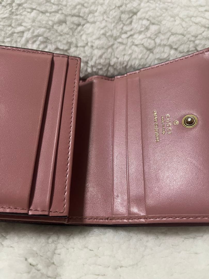 GUCCI グッチ　二つ折り財布 ピンク さくらんぼ