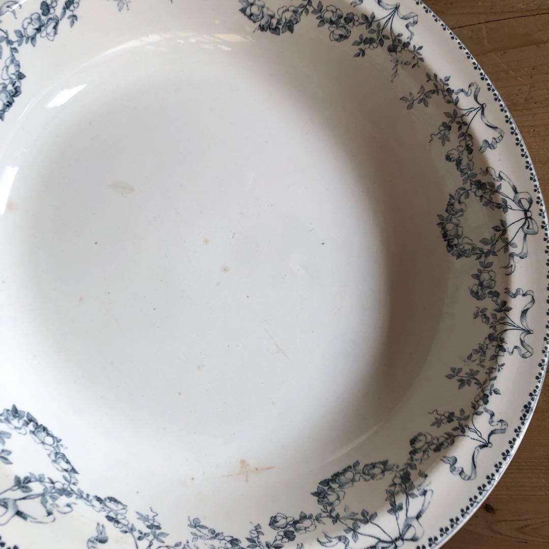 フランス/サルグミンヌMOZART（モーツアルト）バラのガーランドのサラディエ