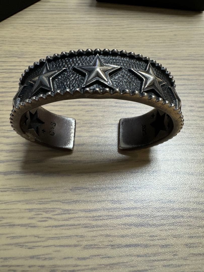 コディサンダーソン × 1piu1uguale3バングル