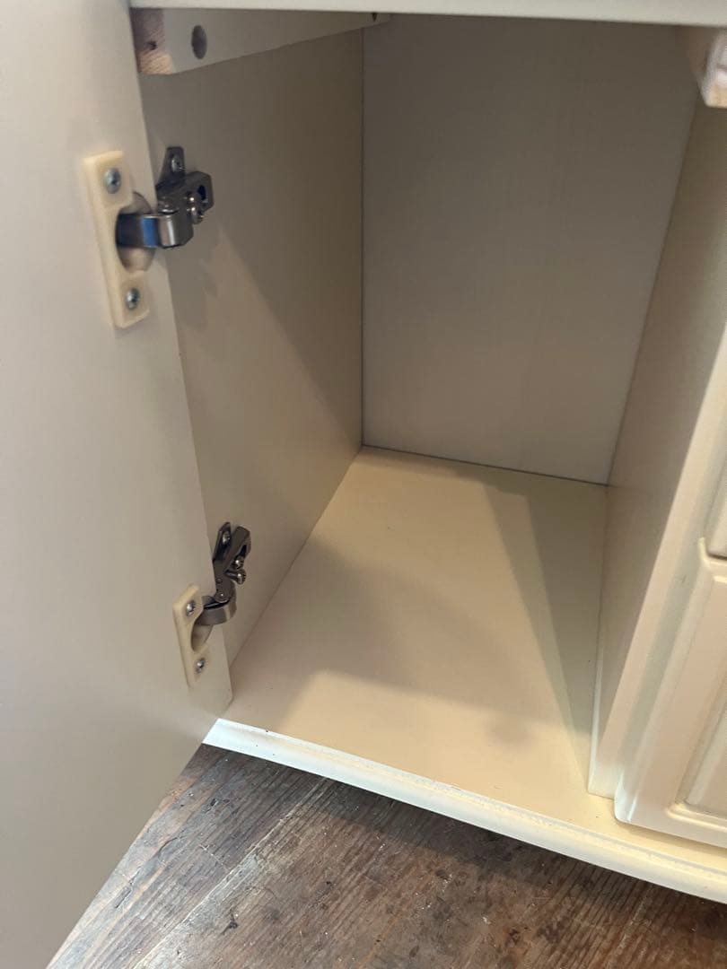 ロココ調 白家具 インテリア アンティーク 薔薇 ローズ チェスト 姫系