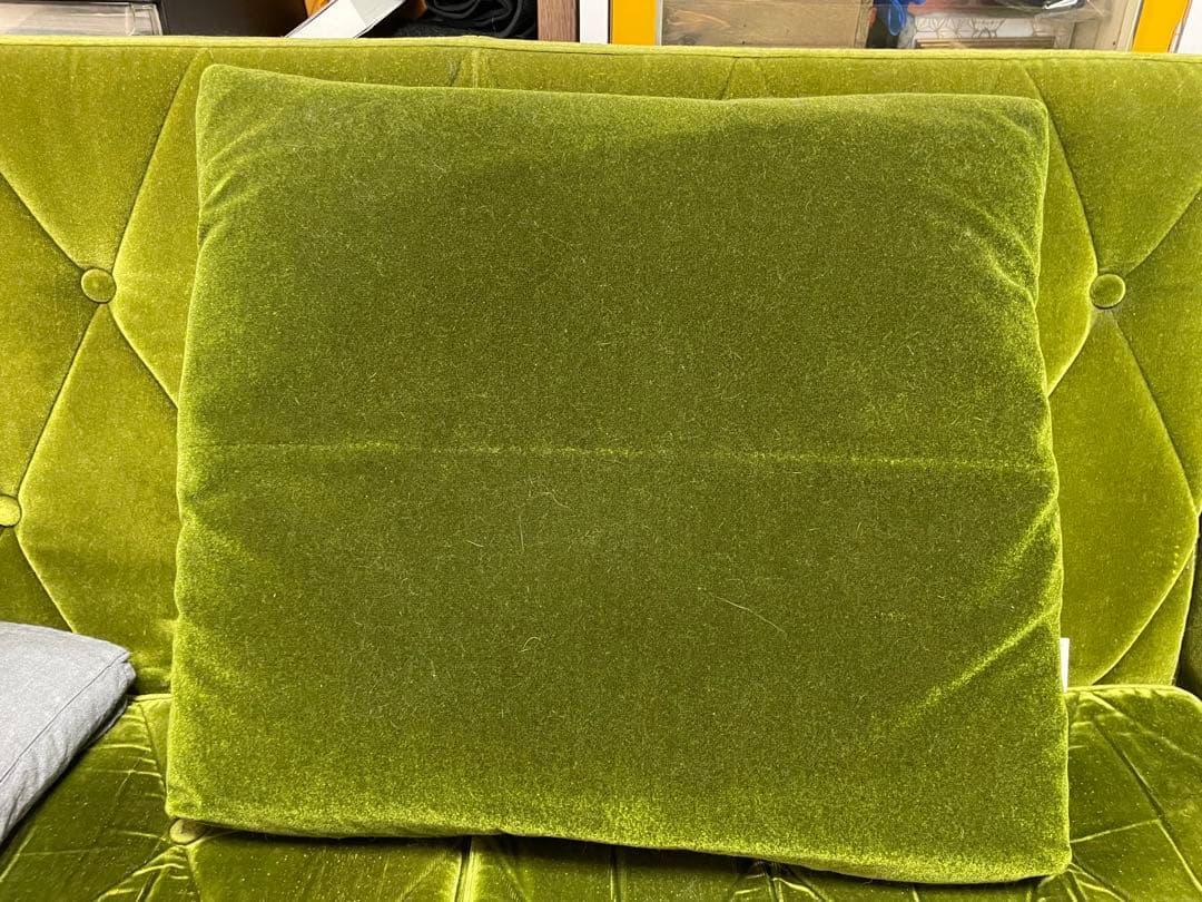 カリモク60 ロビークッション　モケットグリーン　2個