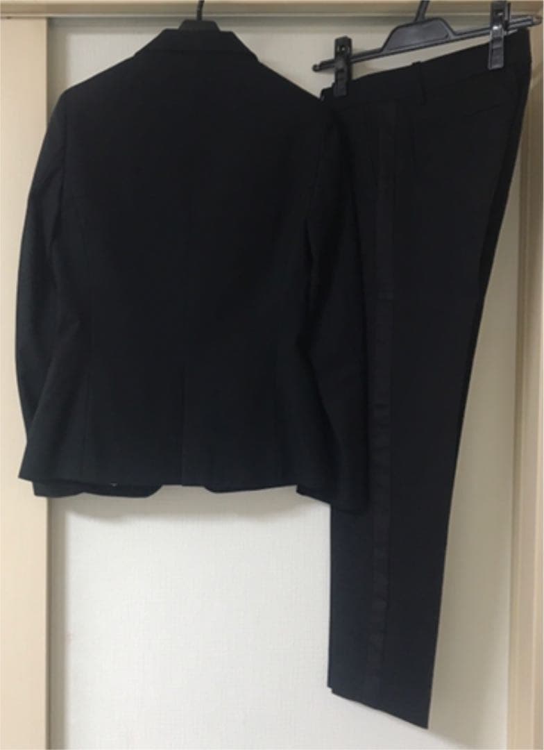 未使用　UNIQLO INES スーツ