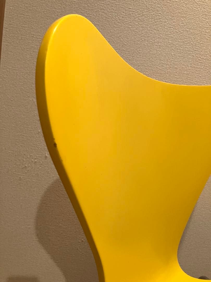 セブンチェア　イエロー　黄色