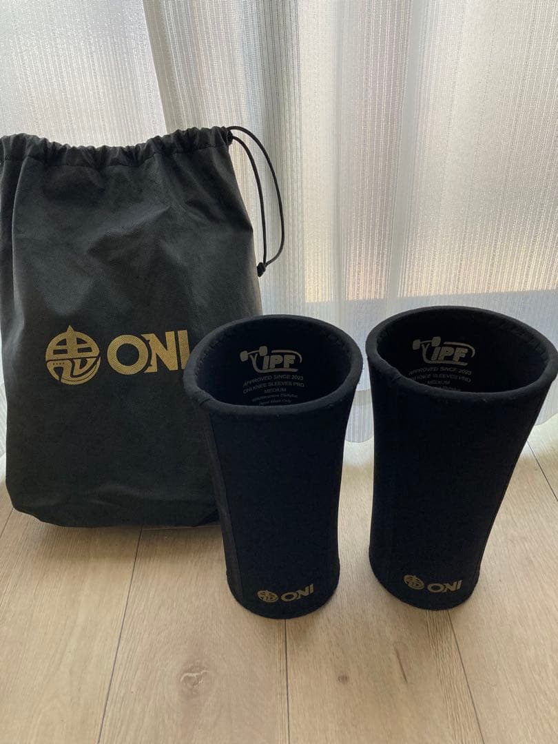 ONI Knee Sleeves Pro Mサイズ　　オニ　ニースリーブ