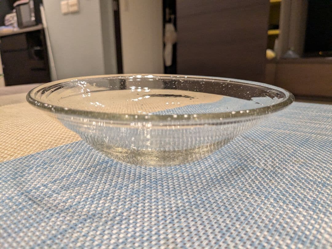 横山秀樹　宙吹き　皿② 透明　泡入り　鉢　手吹き硝子　吹きガラス　泡　被せ
