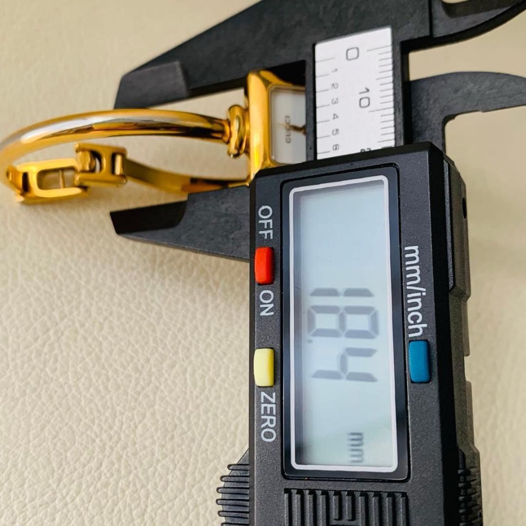 稼働品 グッチ ゴールド ブレスレット バングル ウォッチ 1900l 腕時計