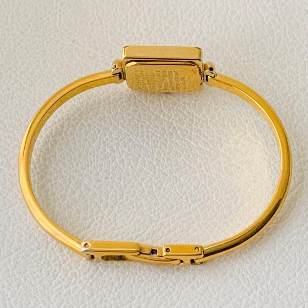 稼働品 グッチ ゴールド ブレスレット バングル ウォッチ 1900l 腕時計