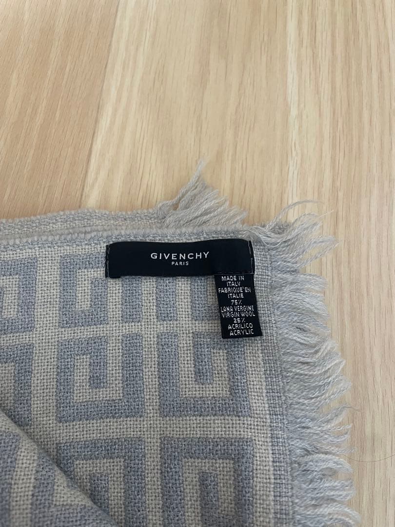 GIVENCHY マフラー