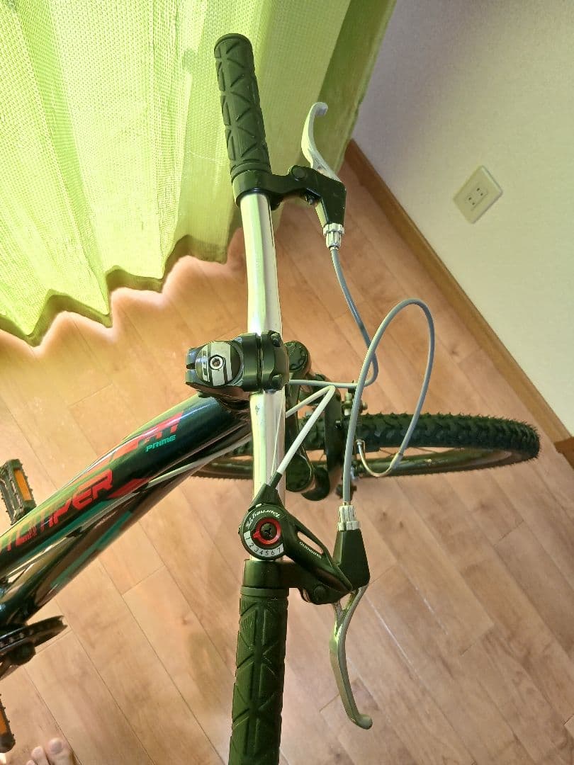 GT STOMPER PRIME 24インチ　MTB　「手渡し限定」