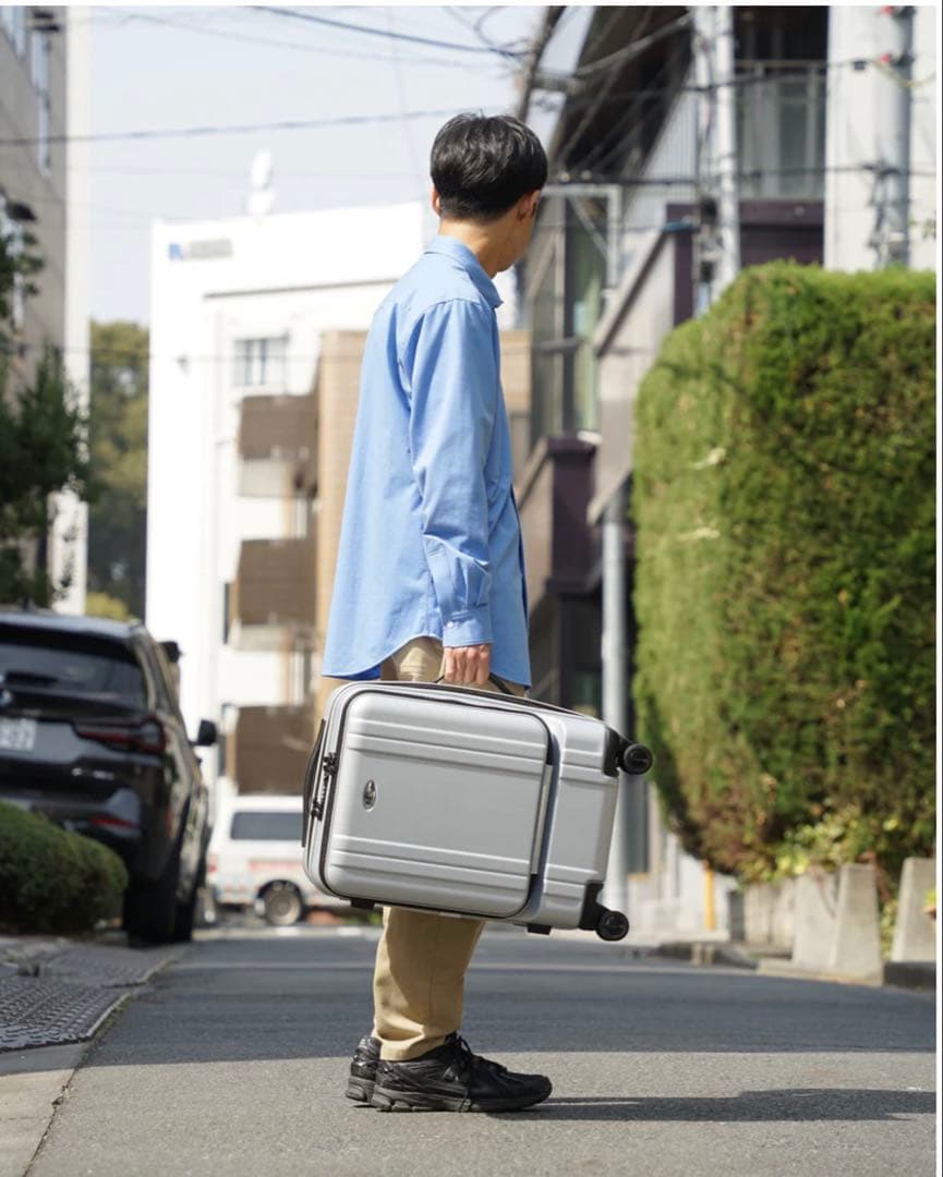 ¥58,300 機内持込　ZERO HALLIBURTONゼロハリ　スーツケース