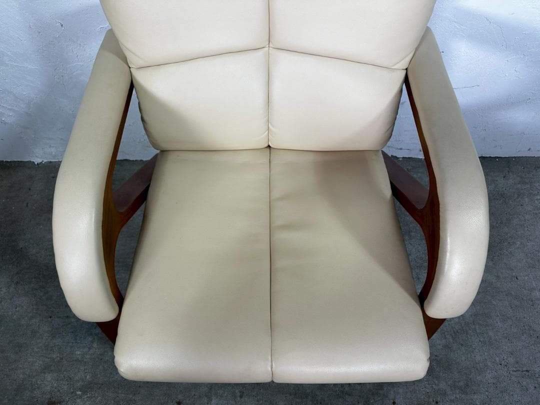 『FUJIFURNTURE』富士ファニチア リクライニングチェアRWcha114