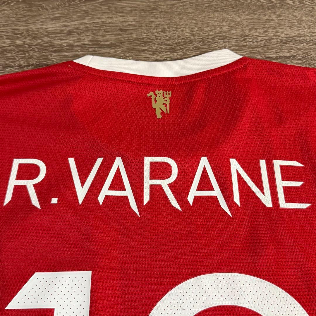 正規品 マンチェスター・ユナイテッド 21/22 R.VARANE ユニフォーム