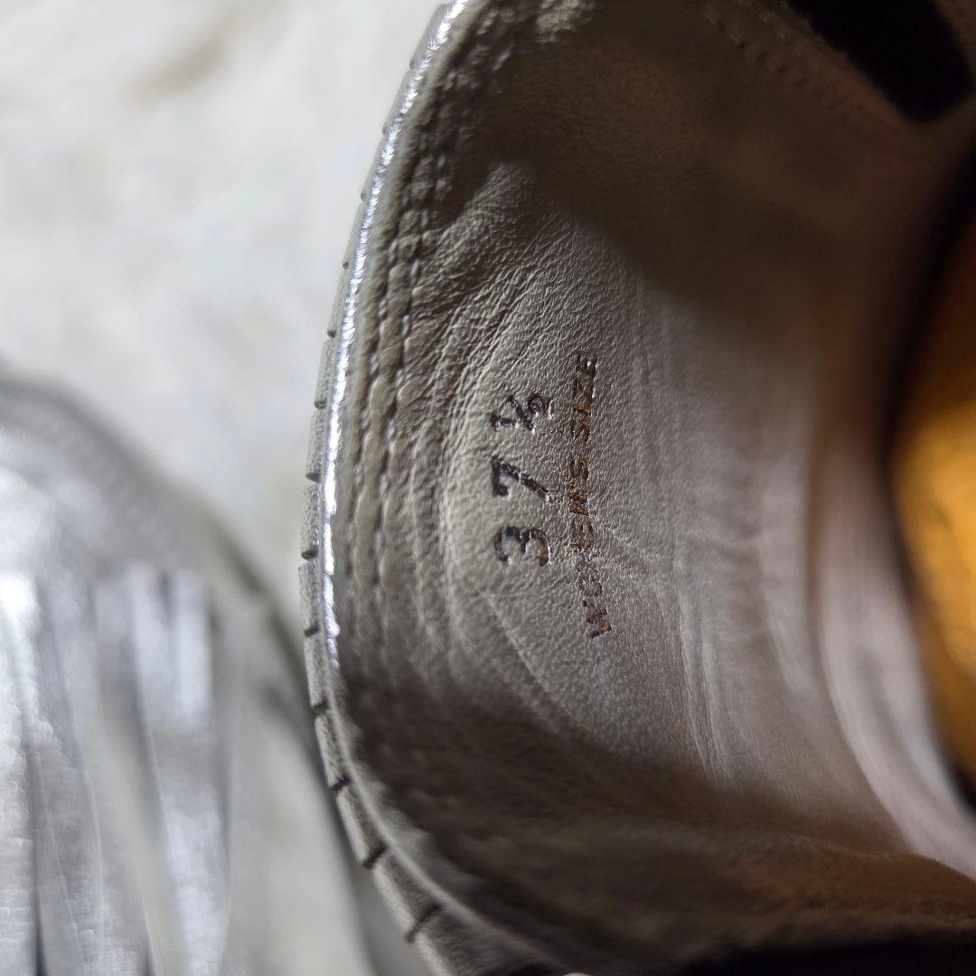 TOD'S メタリック フリンジ スリッポン