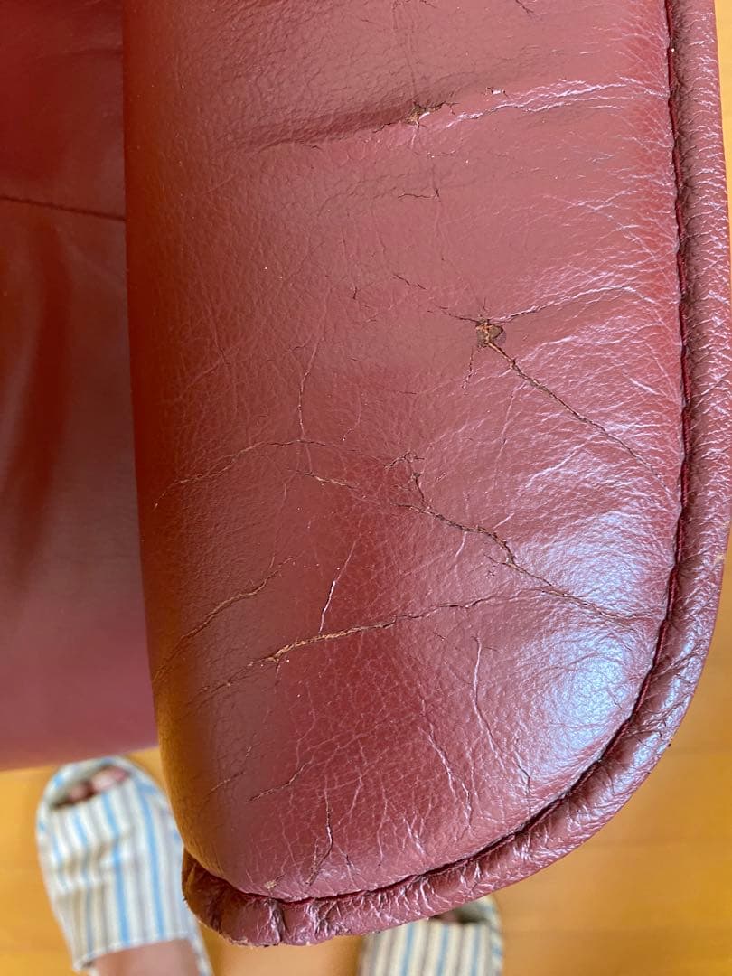 値下げ！世界で一番有名なエコーネスのリクライニングチェア！革張、ヘッドレスト昇降