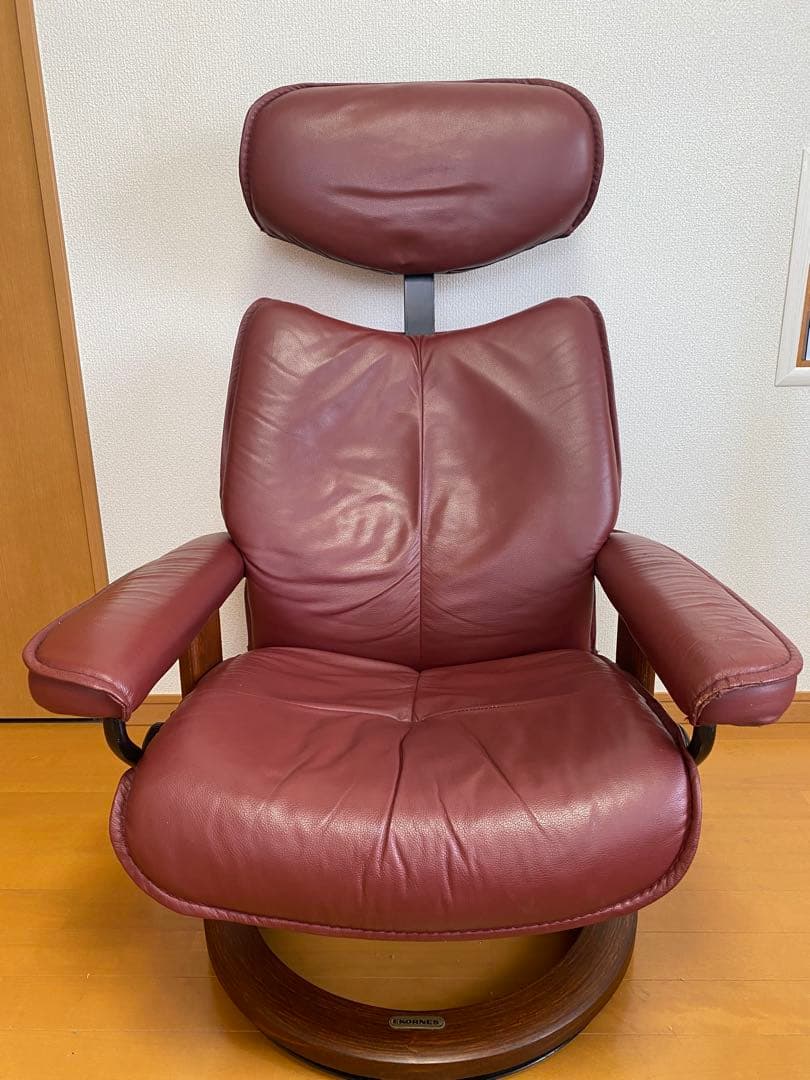 値下げ！世界で一番有名なエコーネスのリクライニングチェア！革張、ヘッドレスト昇降