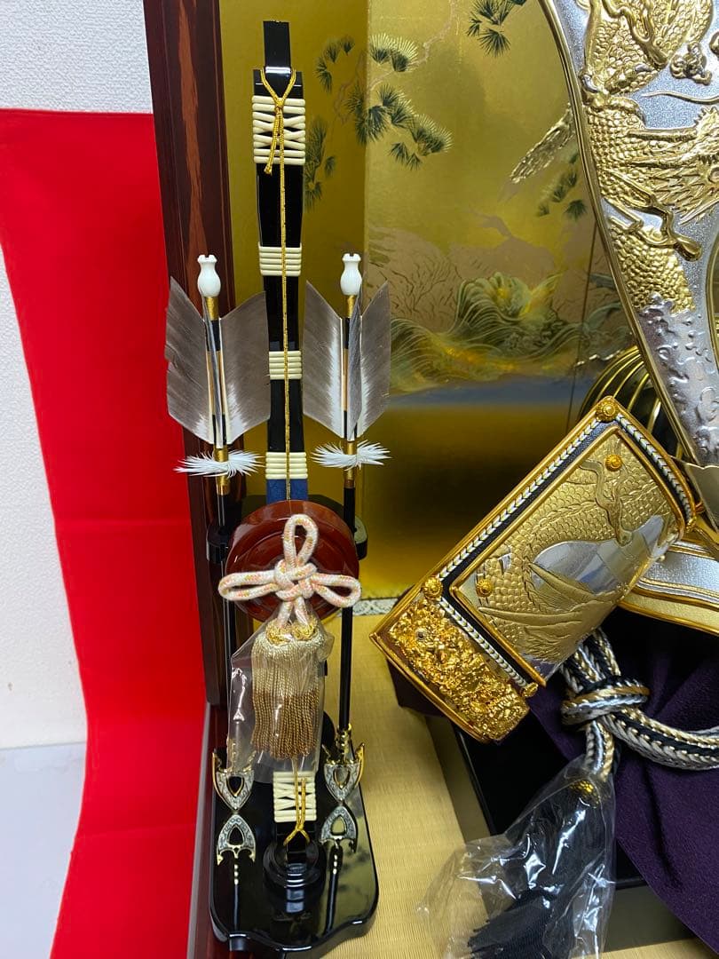 東京久月　五月人形　家紋付き着用兜飾り収納セット・着用できる兜