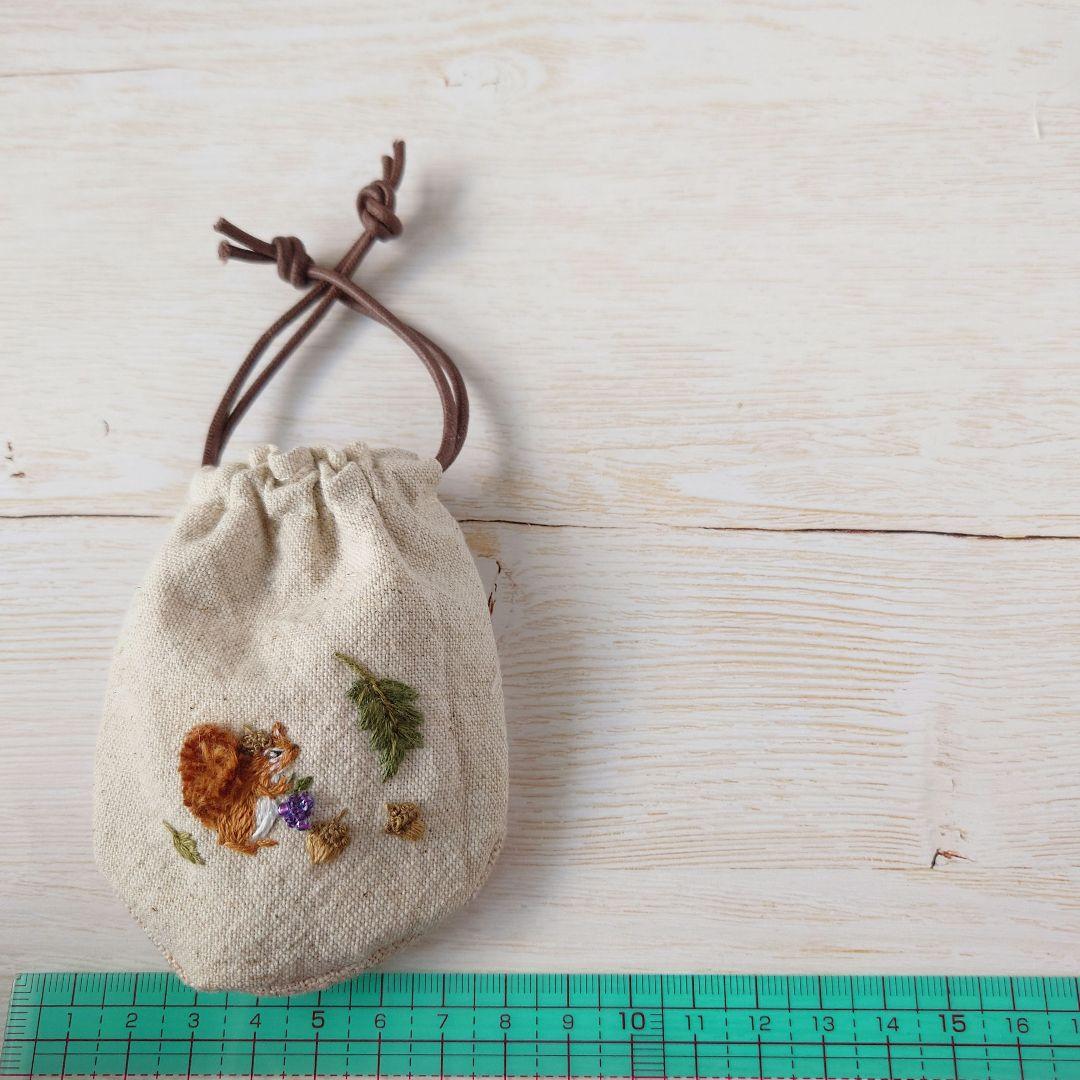 ちっちゃな巾着サシェ/詰替えタイプ【どんぐり帽子のりす君の秋の味覚】