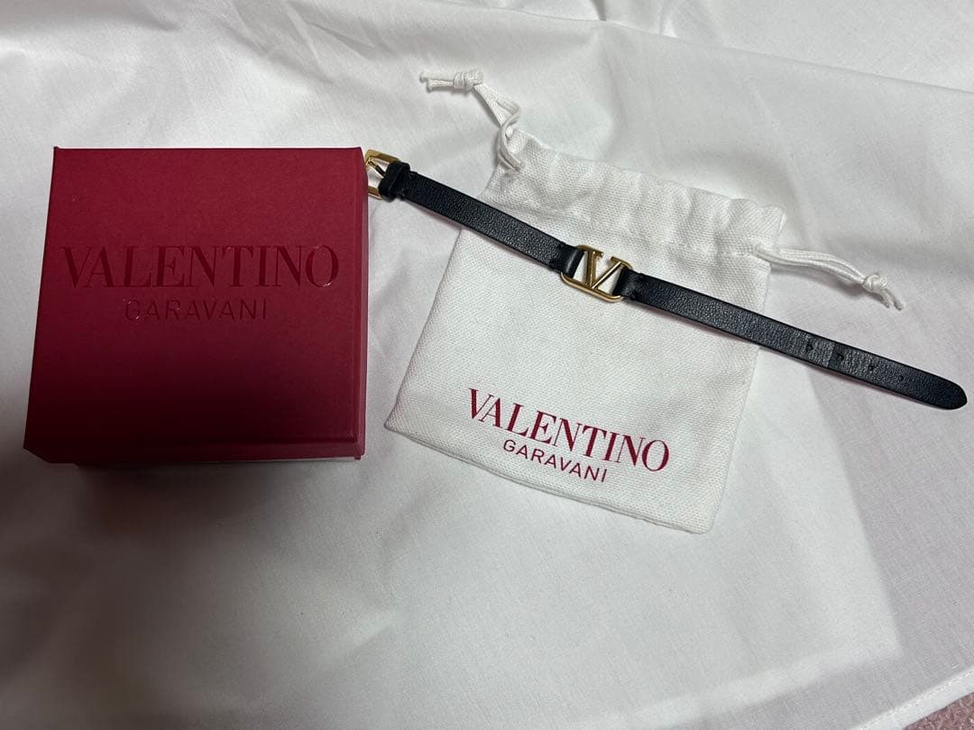 VALENTINO ヴァレンティノ レザーブレスレット バングル