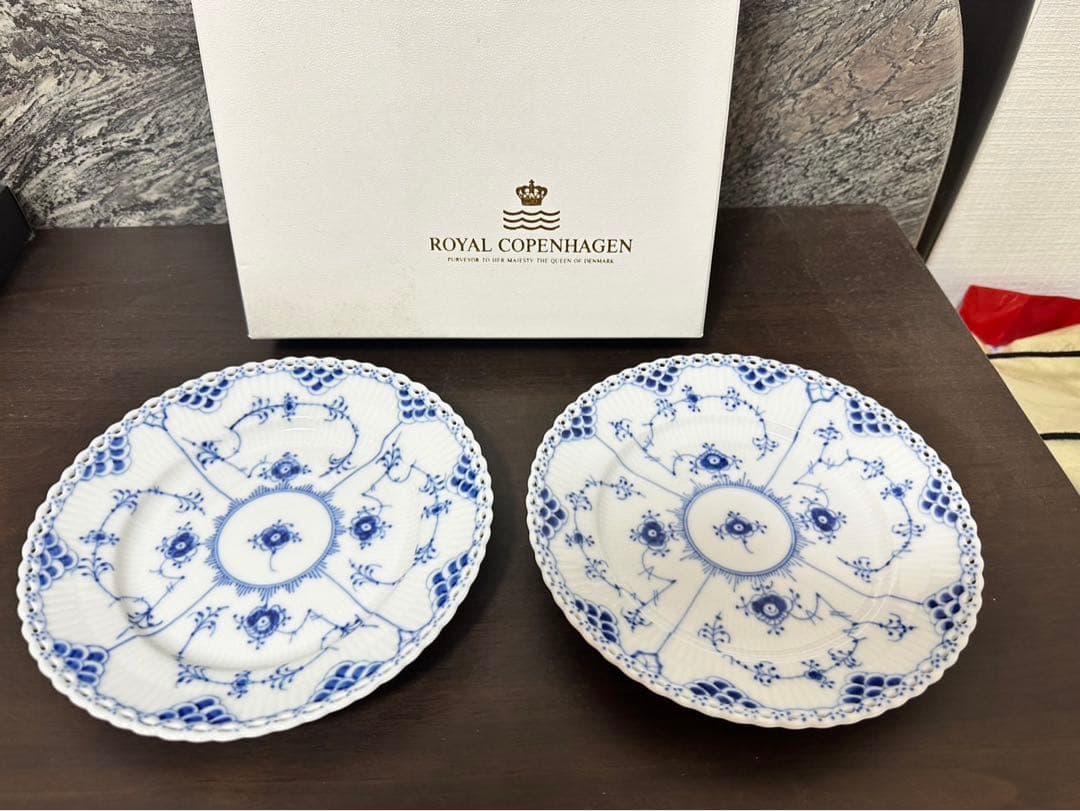 最終値下げ　コペンハーゲン　皿　ブルーフルーテッド フルレース