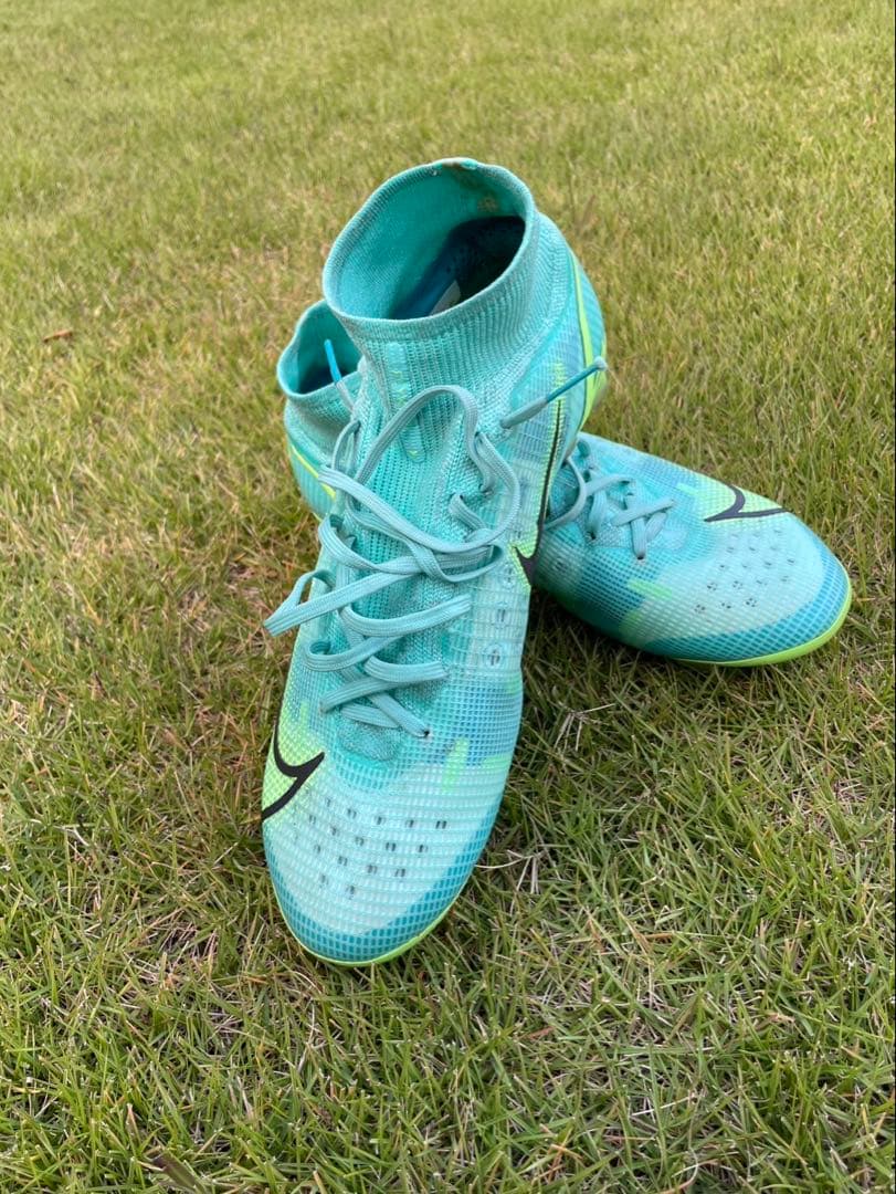 Nike マーキュリアル サッカースパイク