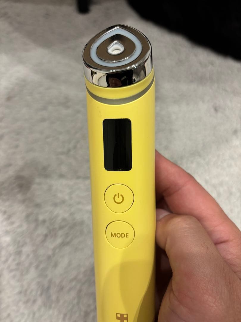 ブースタープロ　イエロー　メディキューブ　即日発送　MEDICUBE 美顔器