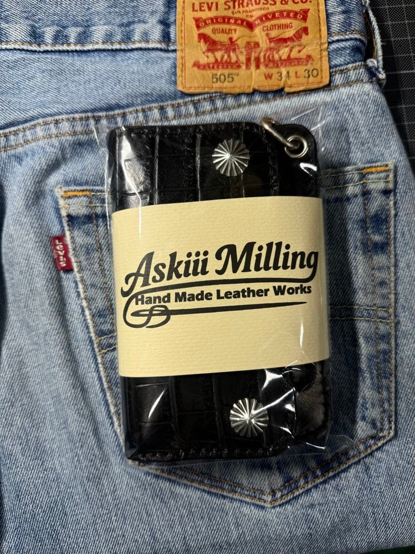 クロコ型押しレザー　ミドルトラッカーウォレット　シルバー925アポロコンチョ