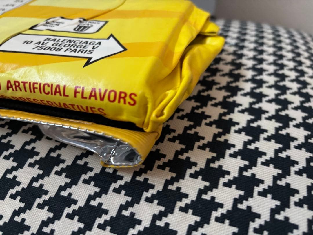 BALENCIAGA チップス クラッチウォレット グロッシーカーフスキン