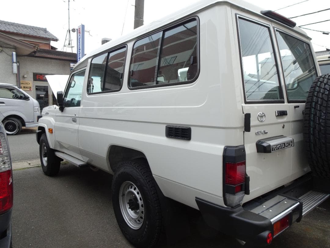 新車外し　４本　ブリヂストン　225/95R16　ランドクルーザー ランクル70