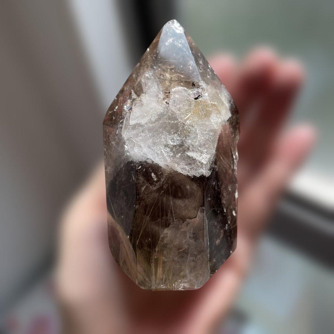 最終価格⭐︎スモーキークォーツ 原石 ゴールドタイチンルチル 虹入り 六角柱