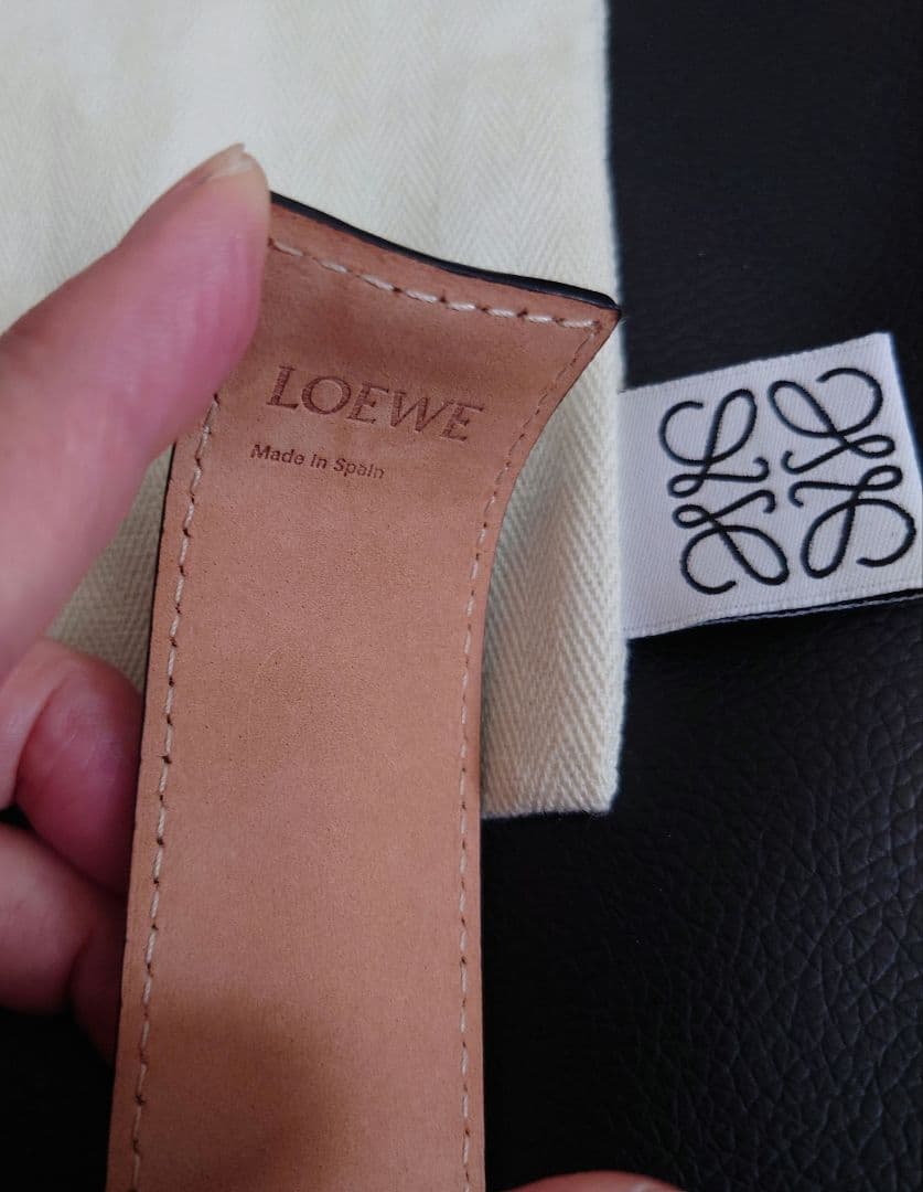 LOEWE ロエベ スラップ ブレスレット スモール バングル