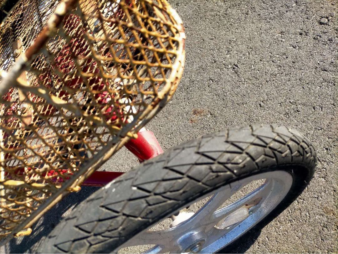 M*n様 東京池袋　四輪自転車 タイヤを交換ました