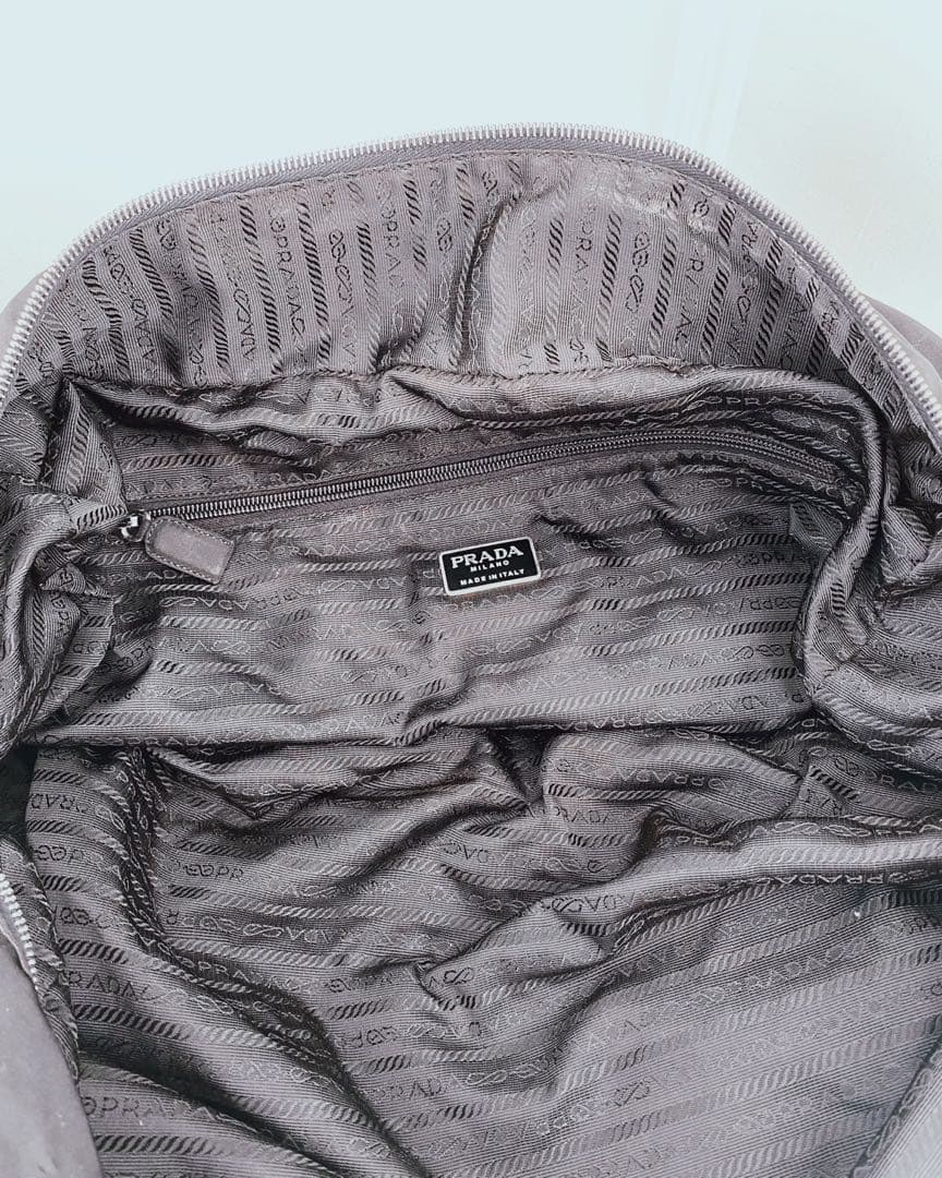 【サンサンタ】 PRADA プラダ ブラック ボストンバッグ