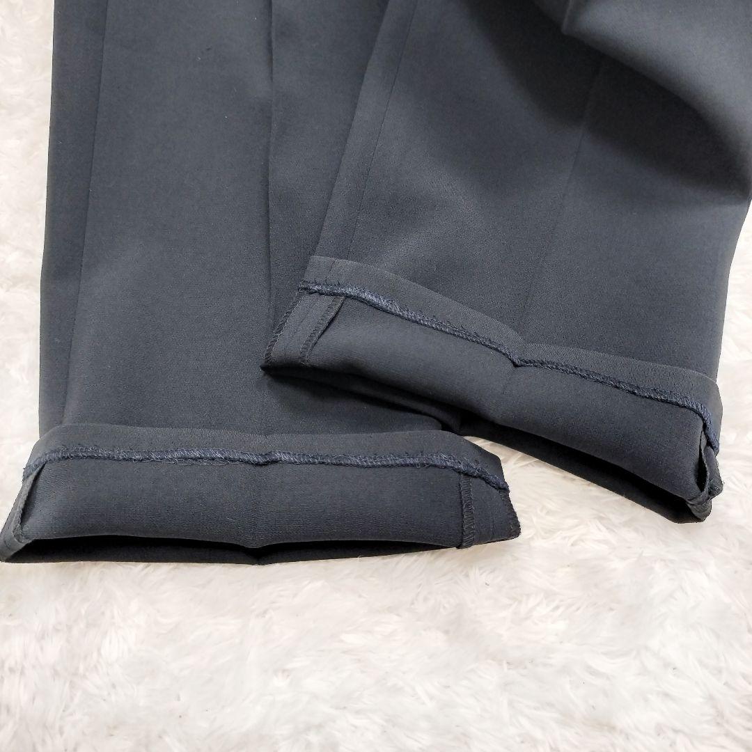 セオリー ベルト付きジャケット テーパードパンツ パンツスーツ ネイビー