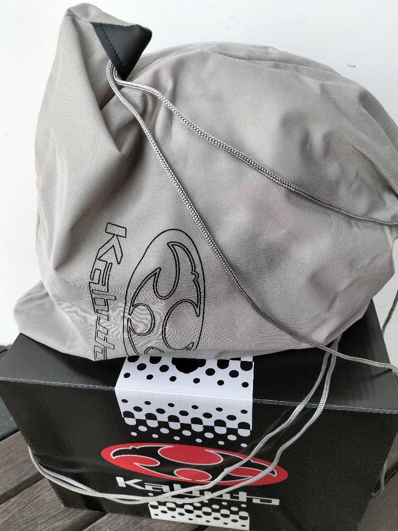 美品　OGK Kabuto KAMUI 3 オージーケーカブトカムイ3 XL