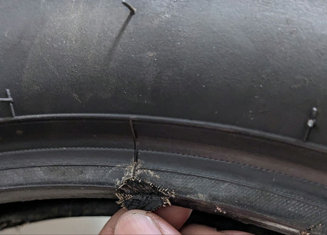 IRC GP-210 120/90-16 トリッカー用タイヤ　リアのみ