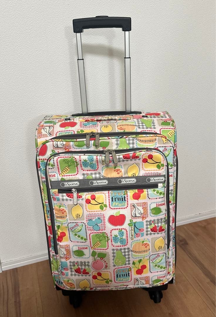 レスポートサック　キャリーケーススーツケースバッグフルーツ柄