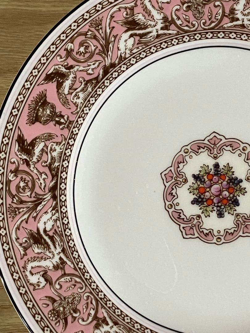 最終価格【稀少・新品・未使用】ウェッジウッド　フロレンティーン　ピンク プレート