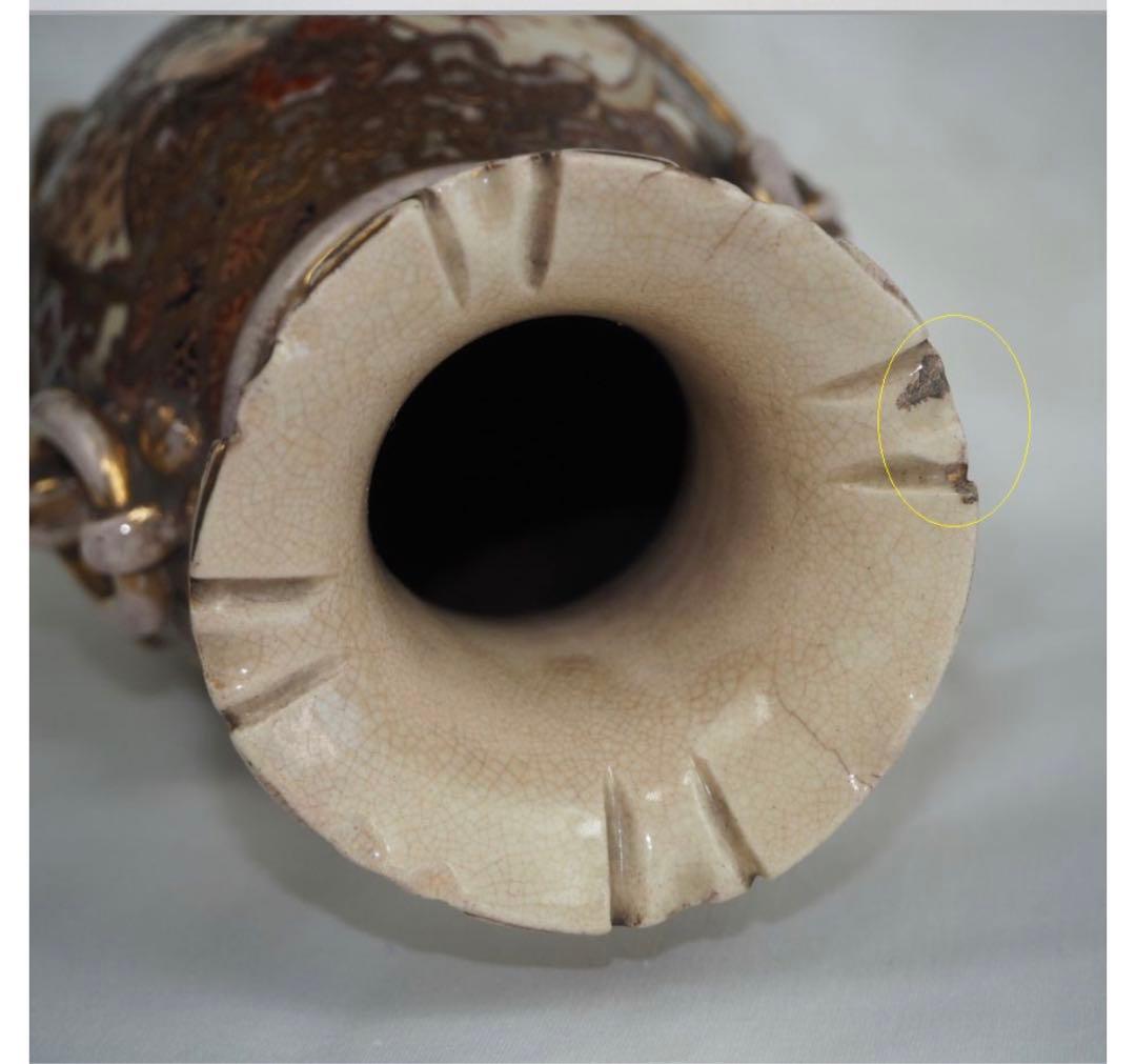 送料無料　明治期 薩摩焼 色絵金彩人物図花瓶