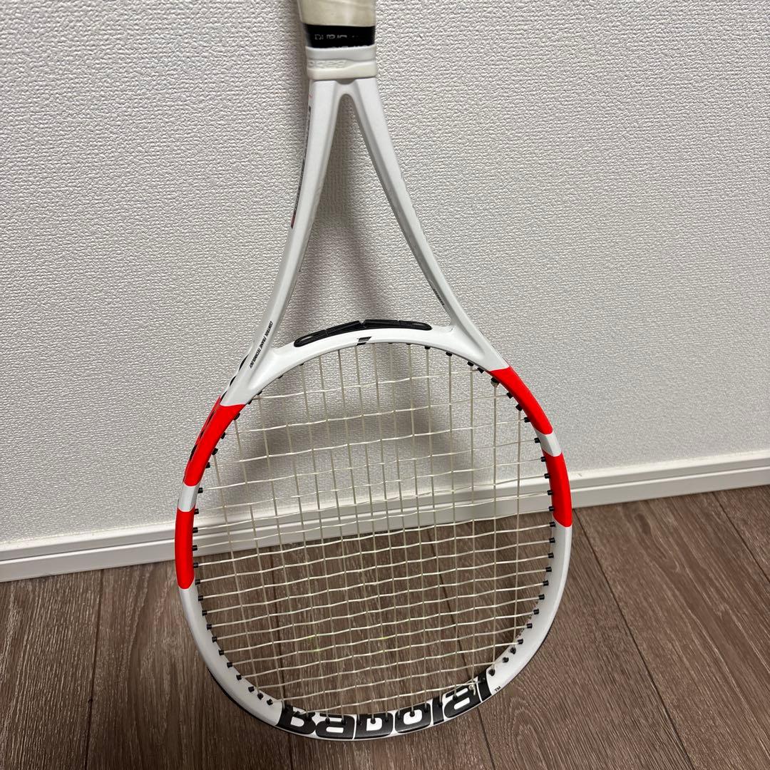 Babolat Pure Strike 100 テニスラケット