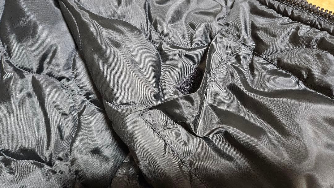 ブラック MA-1 フライトジャケットアルファインダストリー