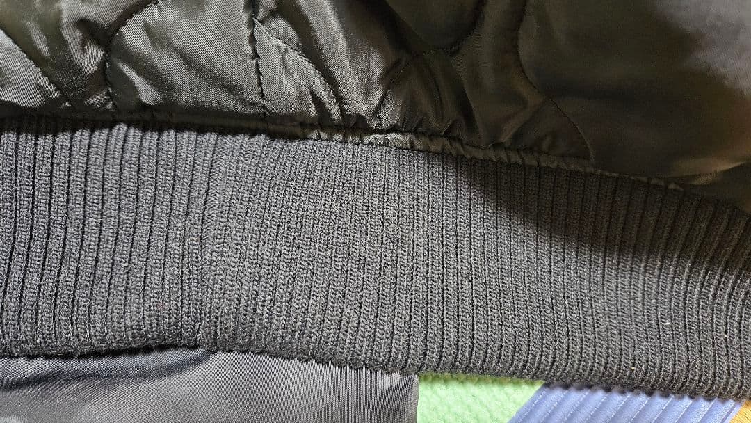 ブラック MA-1 フライトジャケットアルファインダストリー