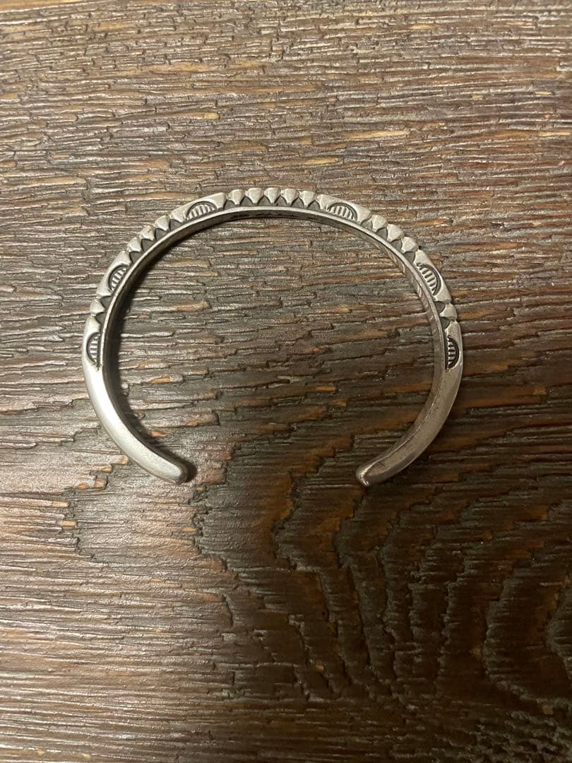 アクセサリー INDIAN JEWELRY LYLE SECATERO BANGLE