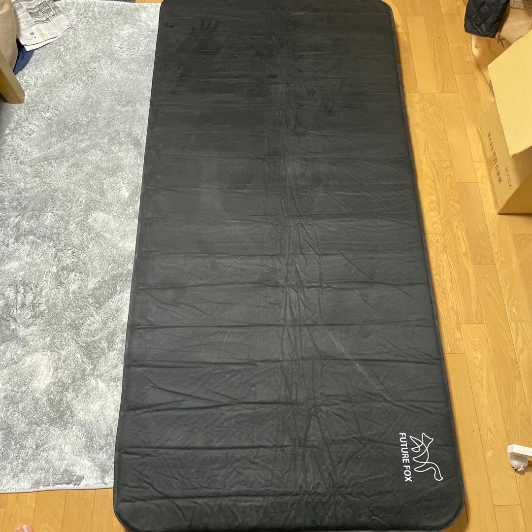 【最終値下げ】FUTURE FOX 折りたたみ式ワイドキャンプマット　ブラック