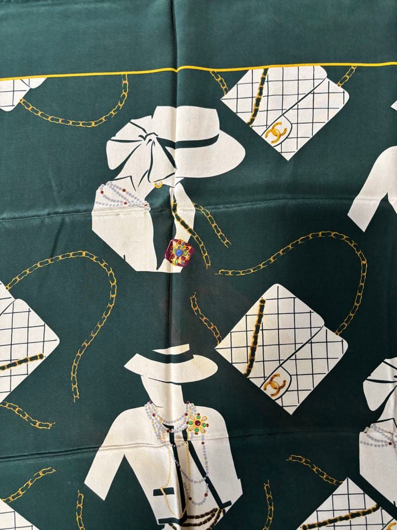 シャネル スカーフ 帽子 ジャケット バッグ柄 ヴィンテージ グリーン系