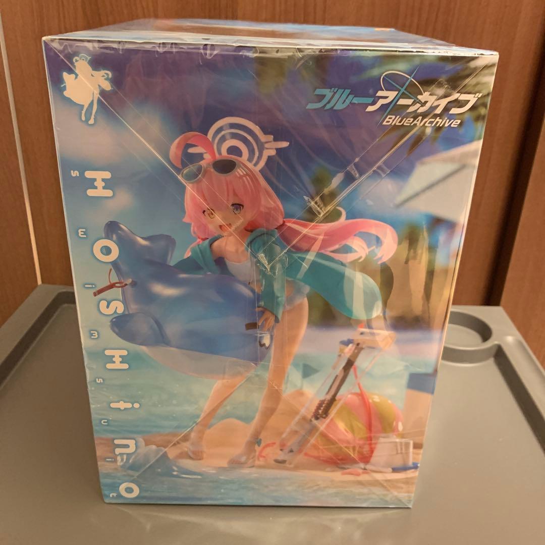 ブルーアーカイブ 小鳥遊ホシノ スケールフィギュア アクリルスタンド他セット。