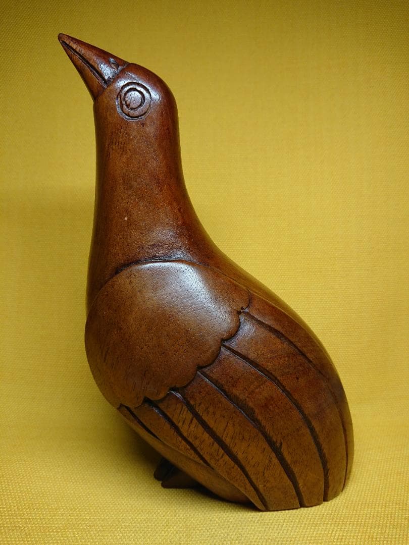 トリ　鳥　木彫　オブジェ　置物　インテリア　工芸品　美術品　A1135