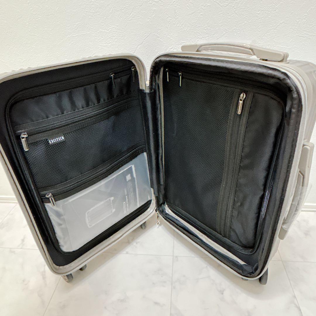 拡張機能付き⭐️現役客室乗務員オススメ❣️スーツケース S カーキ 1-3泊