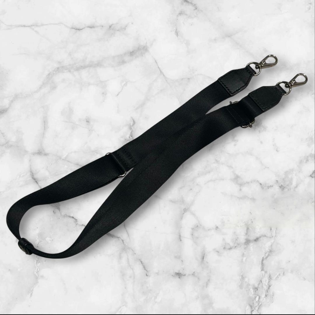 【未使用級】LEXUS レクサス　ショルダーバッグ　ボディバッグ　イントレ